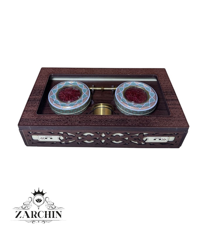 Z2414-01-min Saffron Box 1